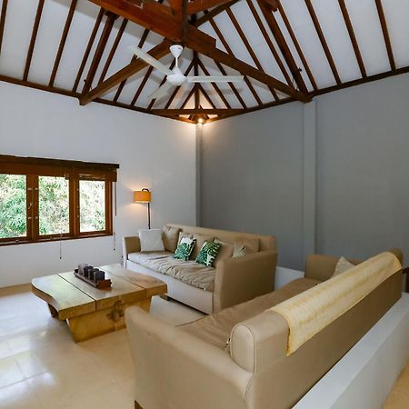 3 Bedroom Private House Τζίλι Τραγουανγκάν Εξωτερικό φωτογραφία