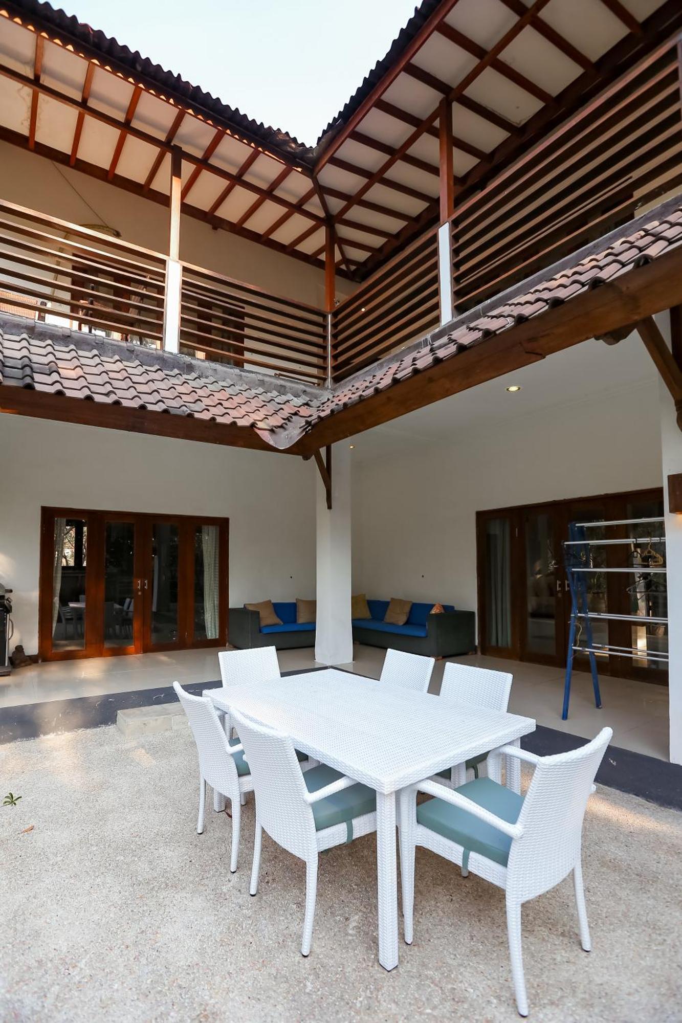 3 Bedroom Private House Τζίλι Τραγουανγκάν Εξωτερικό φωτογραφία